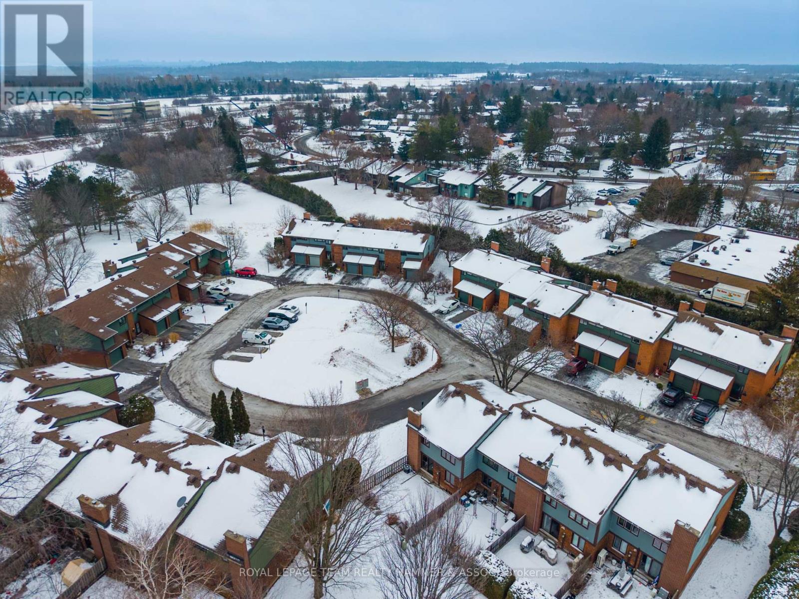 8 Chisholm Court, Ottawa, Ontario  K2K 1E2 - Photo 35 - X12582568