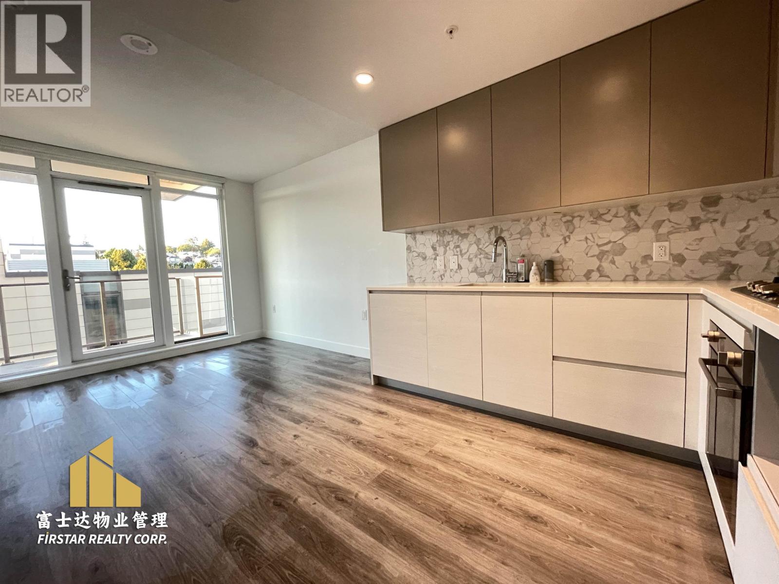 6xx 8181 Chester Street, Vancouver, British Columbia V5X 0J9 - Photo 2 - R3072582