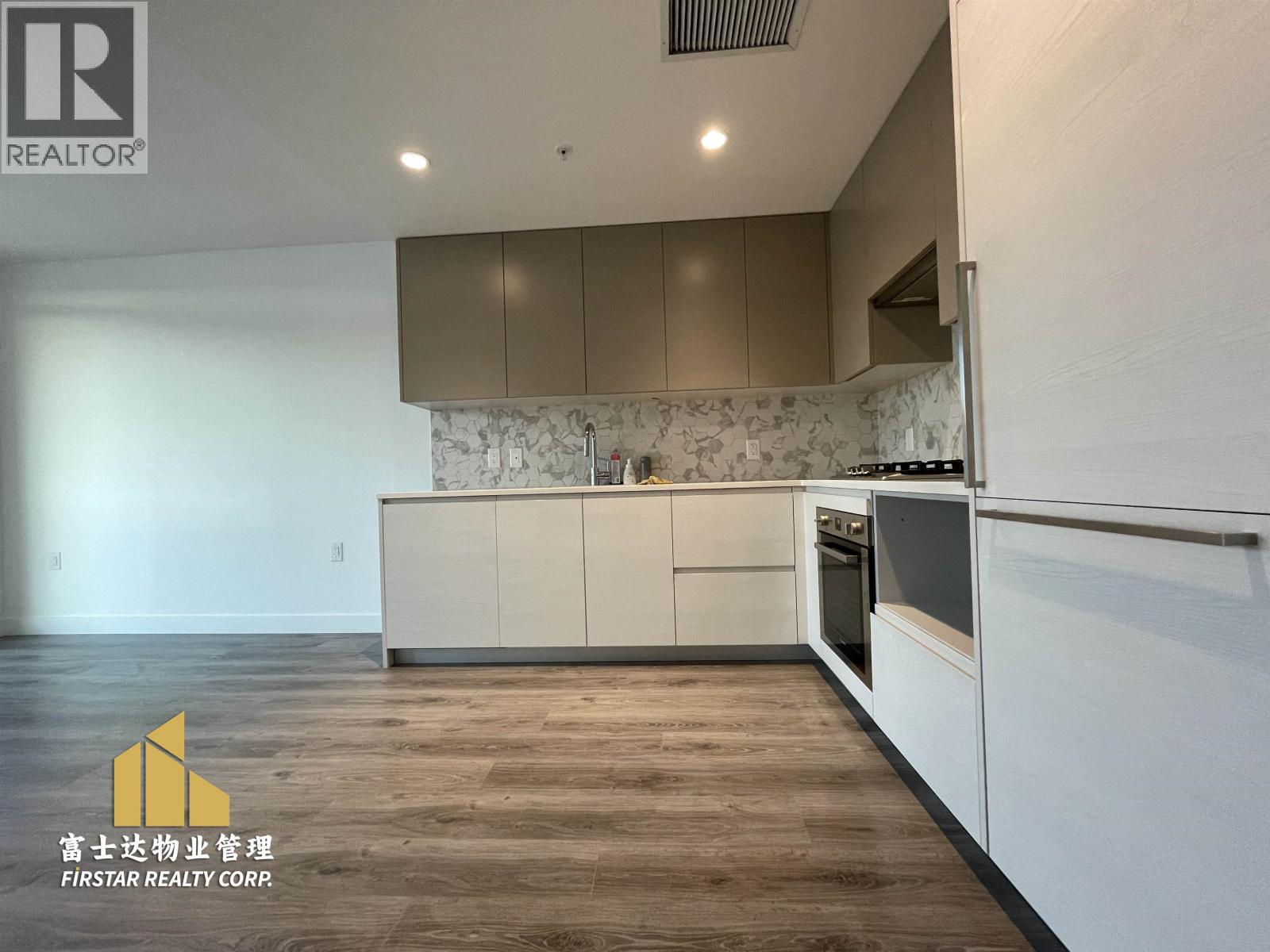 6xx 8181 Chester Street, Vancouver, British Columbia V5X 0J9 - Photo 3 - R3072582