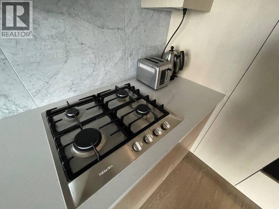 89 Nelson Street, Vancouver, British Columbia V6Z 3G7 - Photo 6 - R3072583