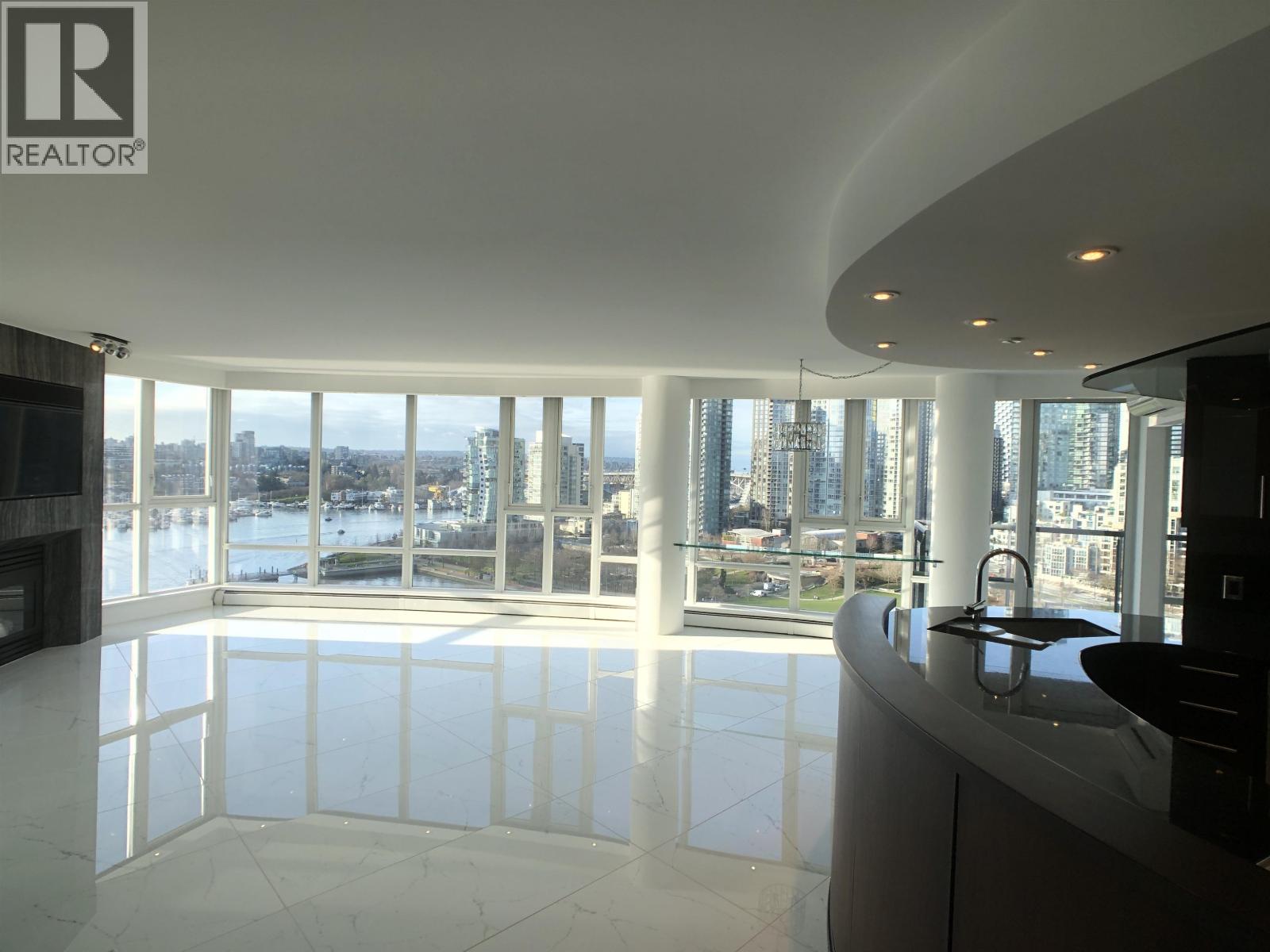 1901 1383 Marinaside Crescent, Vancouver, British Columbia  V6Z 2W9 - Photo 3 - R3072586