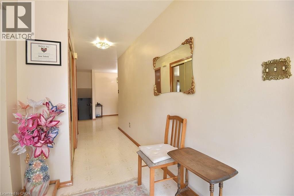 122 Mount Albion Road, Hamilton, Ontario  L8K 5S8 - Photo 11 - 40792690