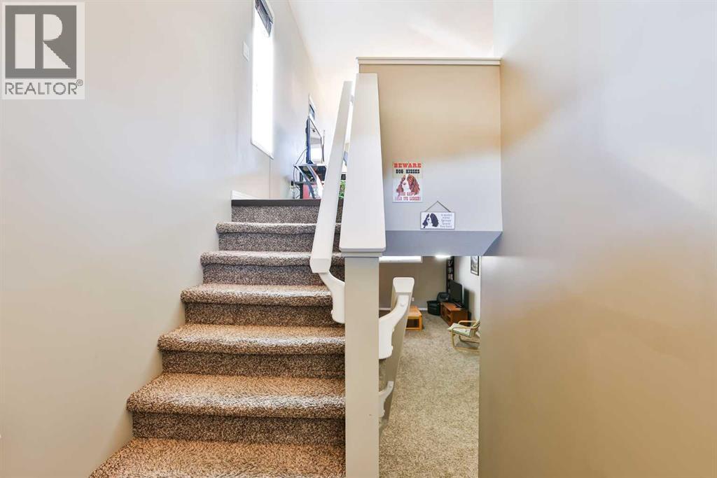 887 Keystone Meadows W, Lethbridge, Alberta  T1J 5E2 - Photo 2 - A2266365