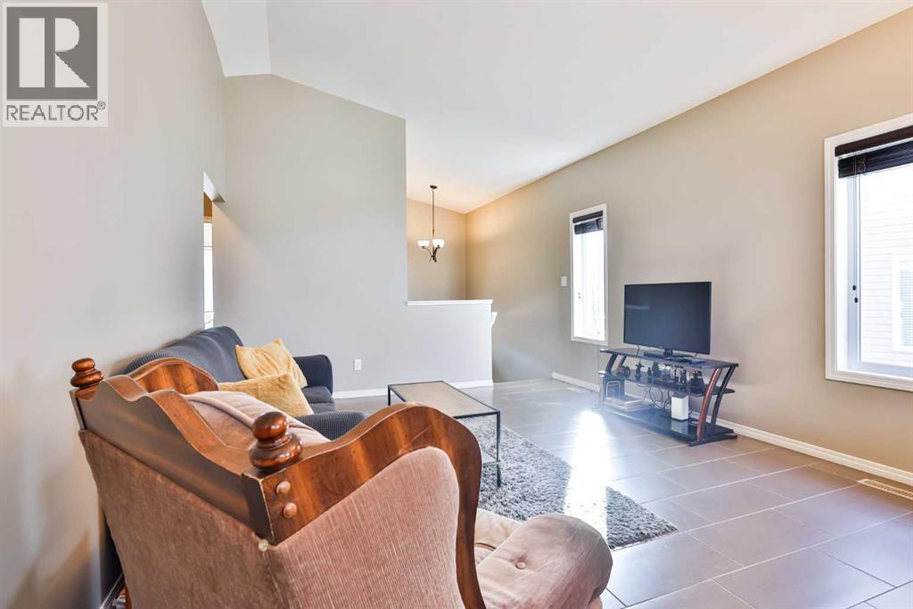 887 Keystone Meadows W, Lethbridge, Alberta  T1J 5E2 - Photo 5 - A2266365