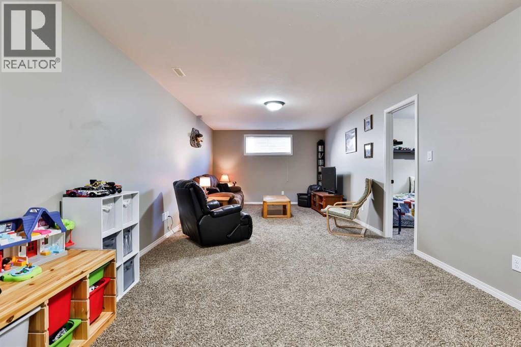 887 Keystone Meadows W, Lethbridge, Alberta  T1J 5E2 - Photo 14 - A2266365