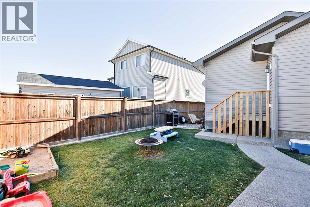887 Keystone Meadows W, Lethbridge, Alberta  T1J 5E2 - Photo 19 - A2266365
