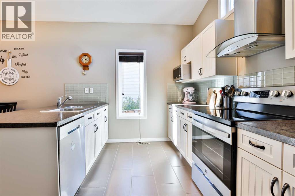 887 Keystone Meadows W, Lethbridge, Alberta  T1J 5E2 - Photo 8 - A2266365