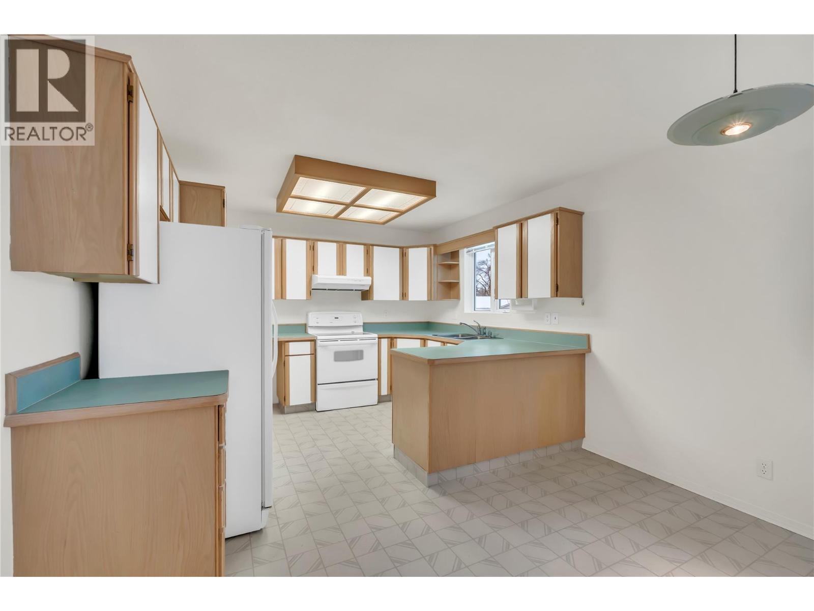 17017 Snow Avenue Unit# 24, Summerland, British Columbia  V0H 1Z6 - Photo 8 - 10358673