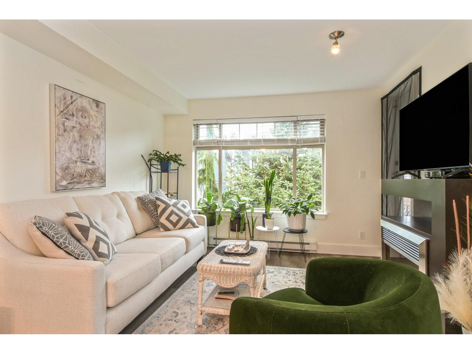 314 2233 Mckenzie Road, Abbotsford, British Columbia  V2S 4A1 - Photo 3 - R3071426