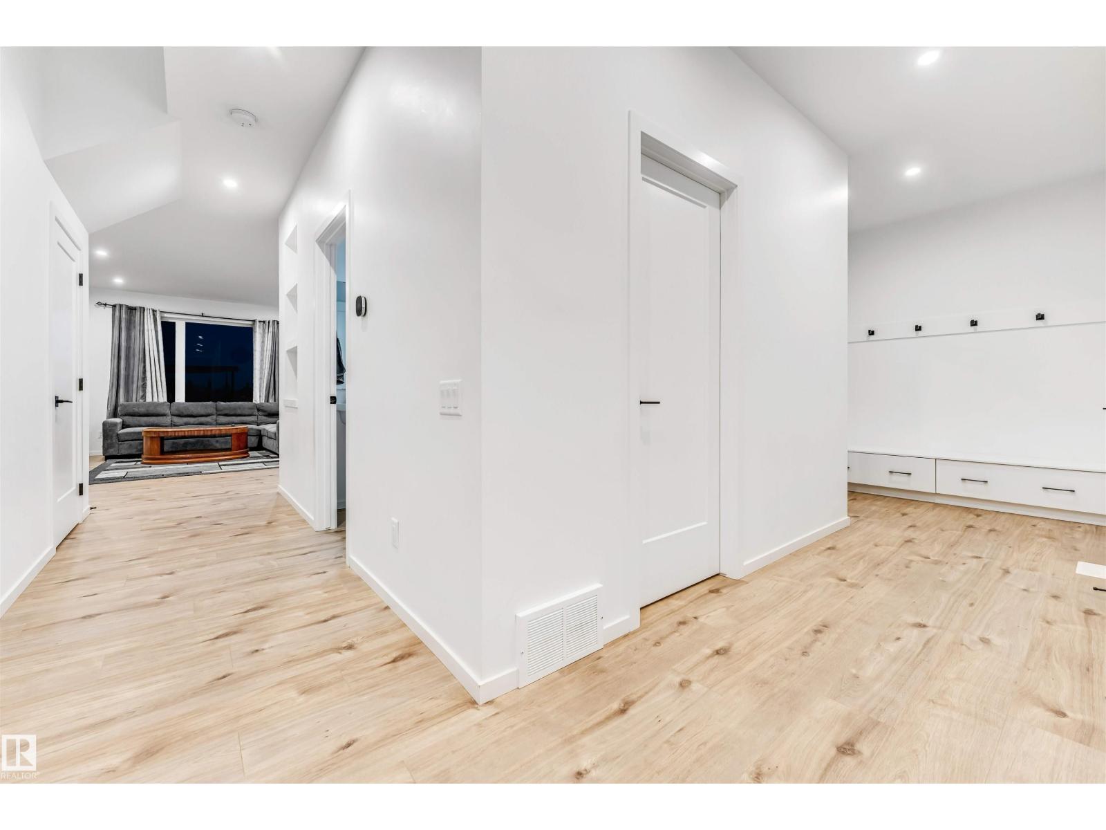 6205 46 Av, Beaumont, Alberta  T4X 2Z2 - Photo 15 - E4467577