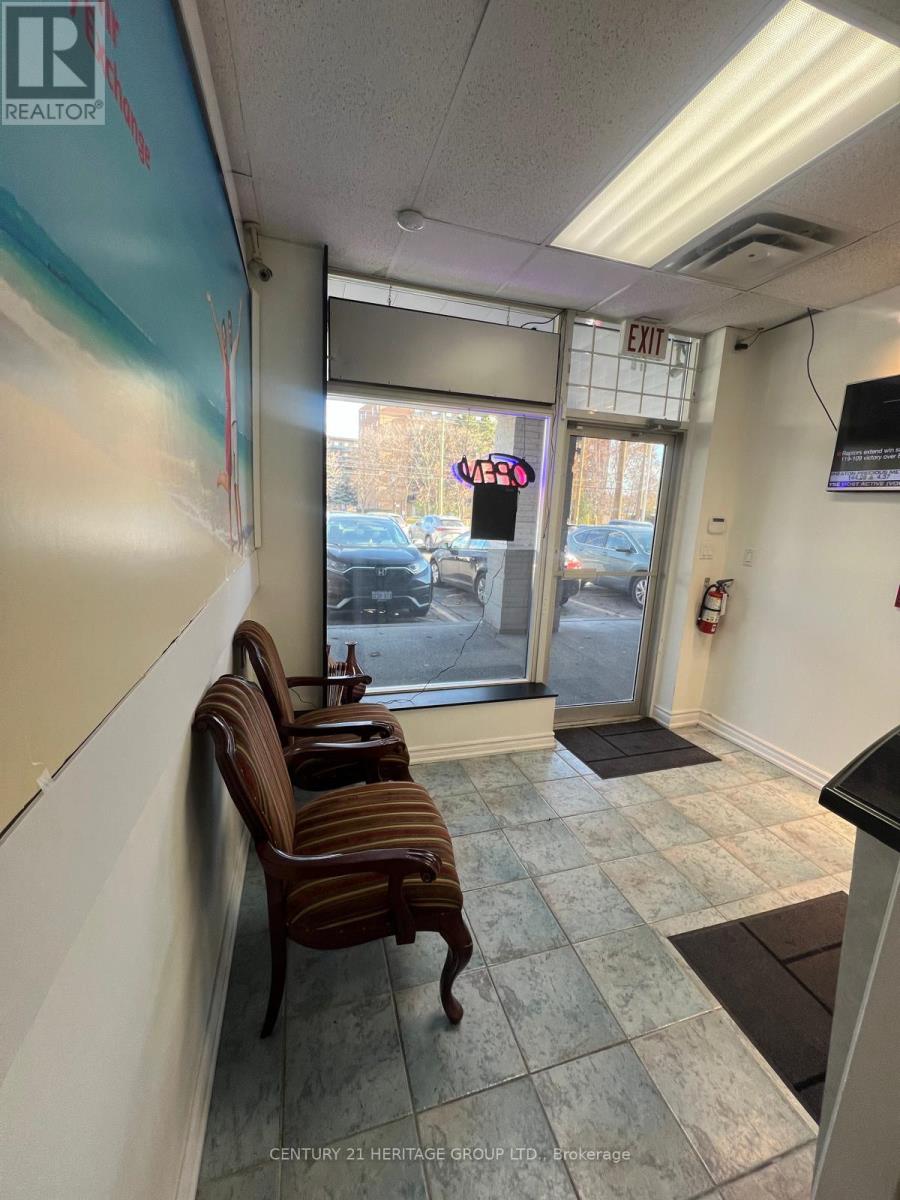 B23 - 7378 Yonge Street, Vaughan, Ontario  L4J 8J1 - Photo 5 - N12603992