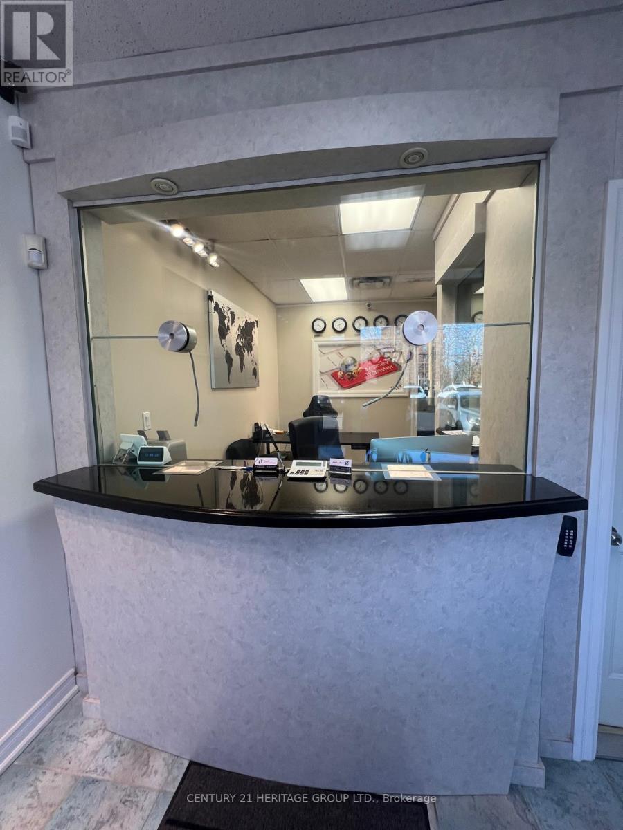 B23 - 7378 Yonge Street, Vaughan, Ontario  L4J 8J1 - Photo 4 - N12603992