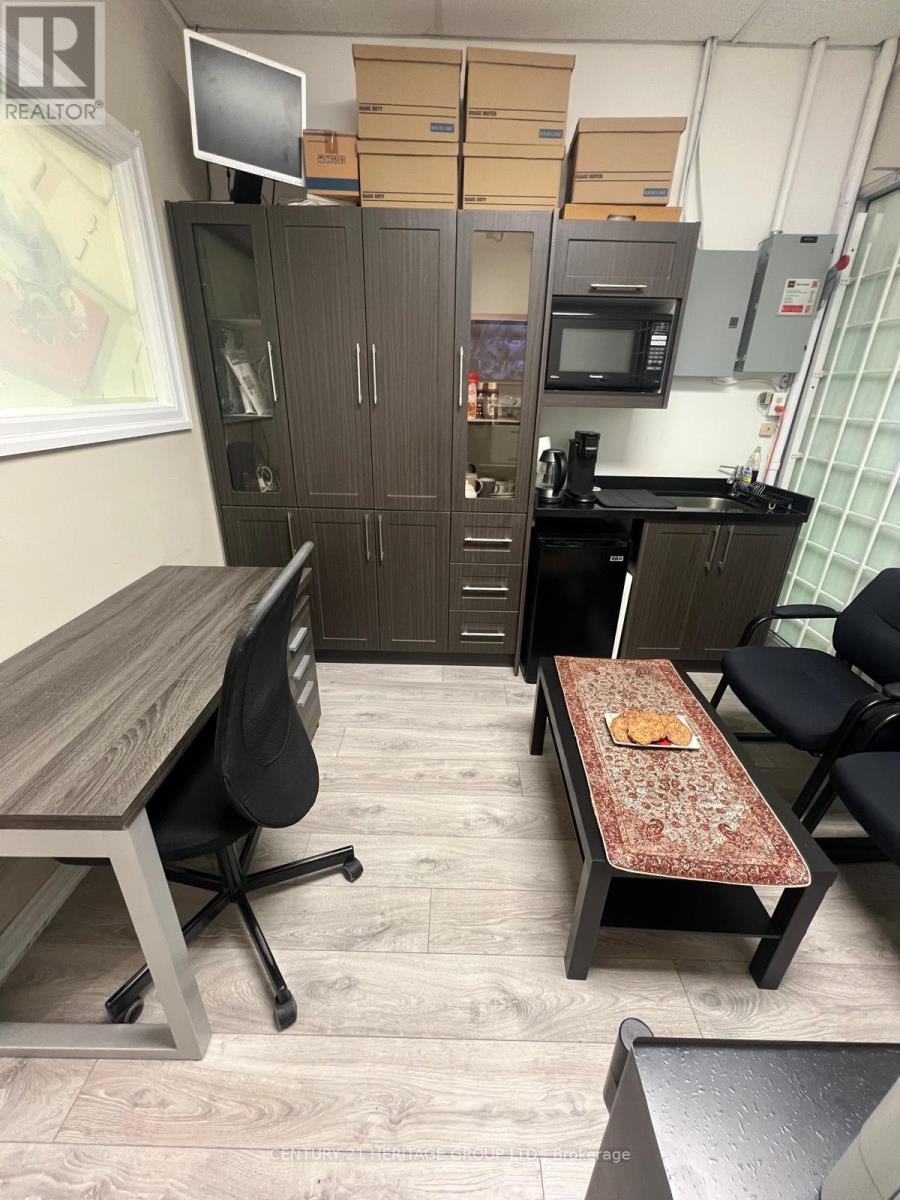 B23 - 7378 Yonge Street, Vaughan, Ontario  L4J 8J1 - Photo 18 - N12603992