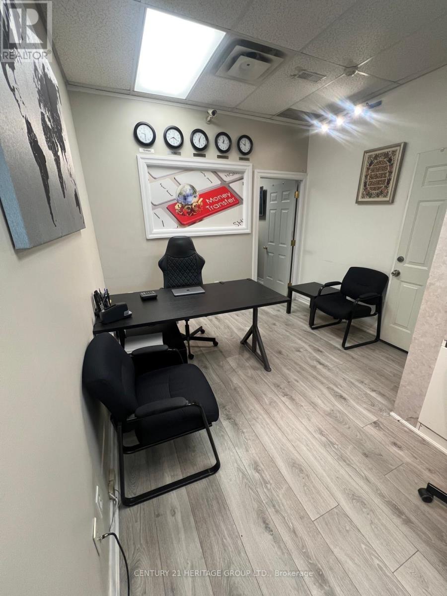 B23 - 7378 Yonge Street, Vaughan, Ontario  L4J 8J1 - Photo 12 - N12603992