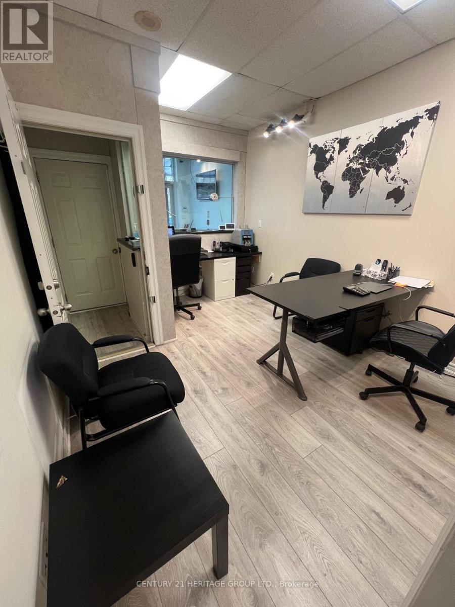 B23 - 7378 Yonge Street, Vaughan, Ontario  L4J 8J1 - Photo 9 - N12603992