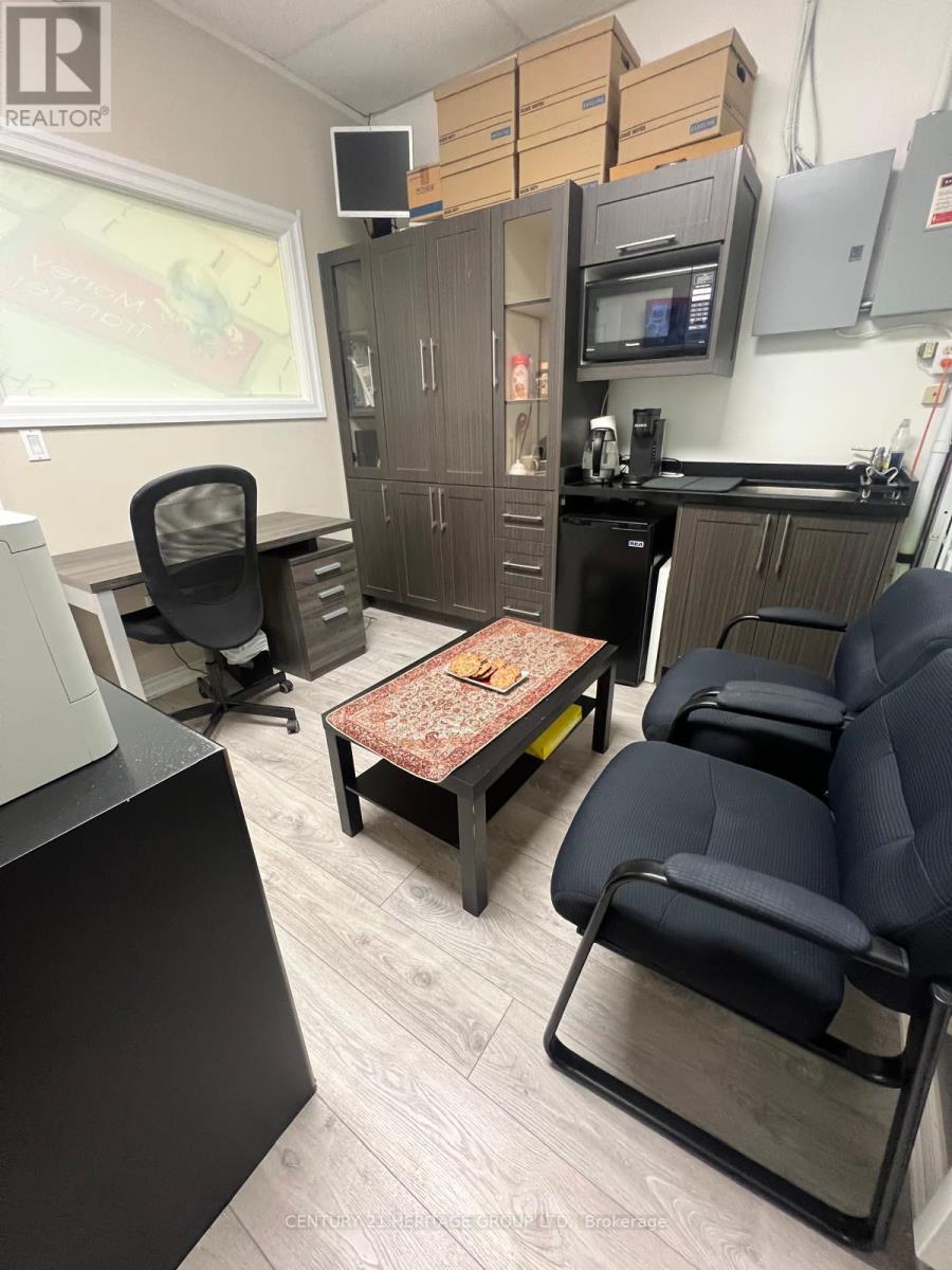 B23 - 7378 Yonge Street, Vaughan, Ontario  L4J 8J1 - Photo 14 - N12603992