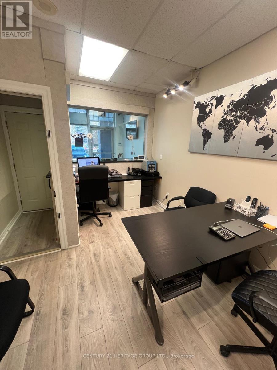 B23 - 7378 Yonge Street, Vaughan, Ontario  L4J 8J1 - Photo 10 - N12603992