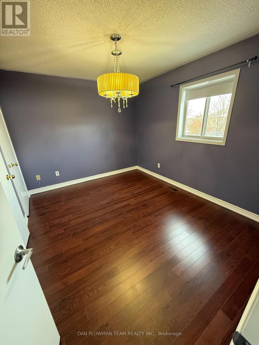 1596 Fieldgate Drive, Oshawa, Ontario  L1K 2L4 - Photo 4 - E12606644