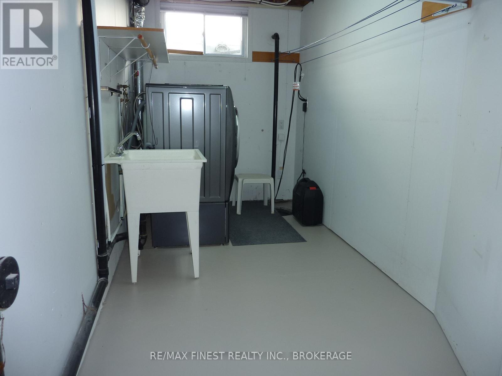 1104 Acadia Drive, Kingston, Ontario K7M 8V7 - Photo 40 - X12278752