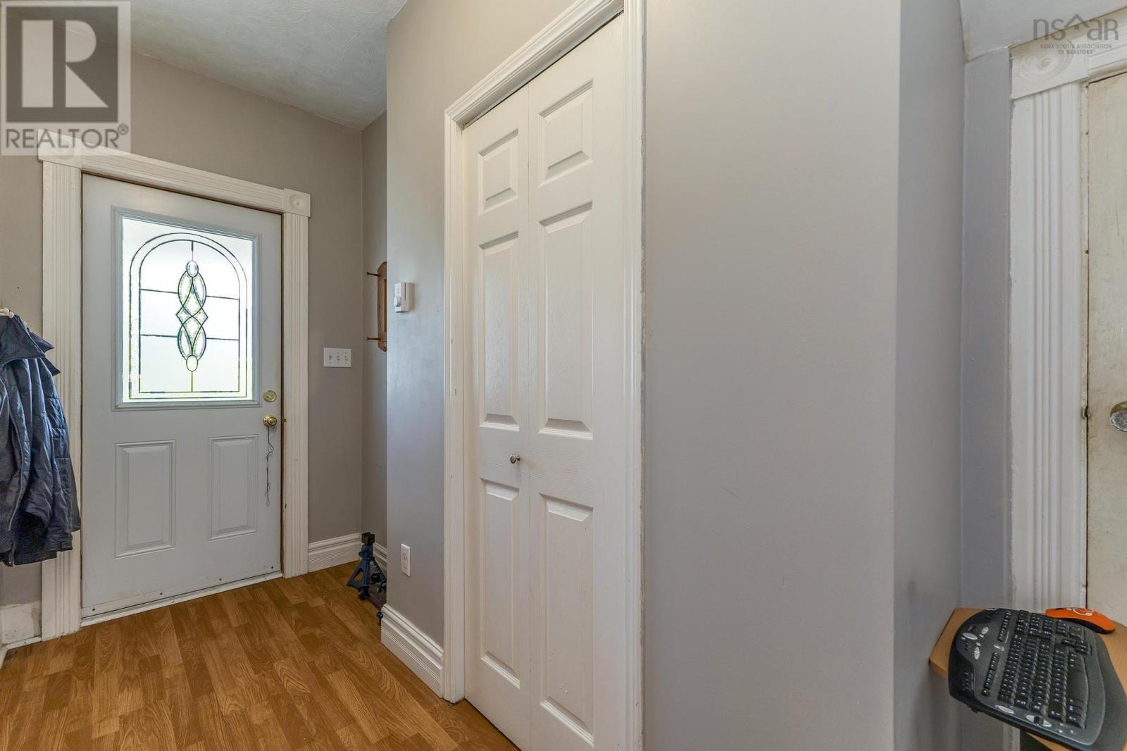 25 Jubilee Avenue, Stellarton, Nova Scotia  B0K 1S0 - Photo 12 - 202516059