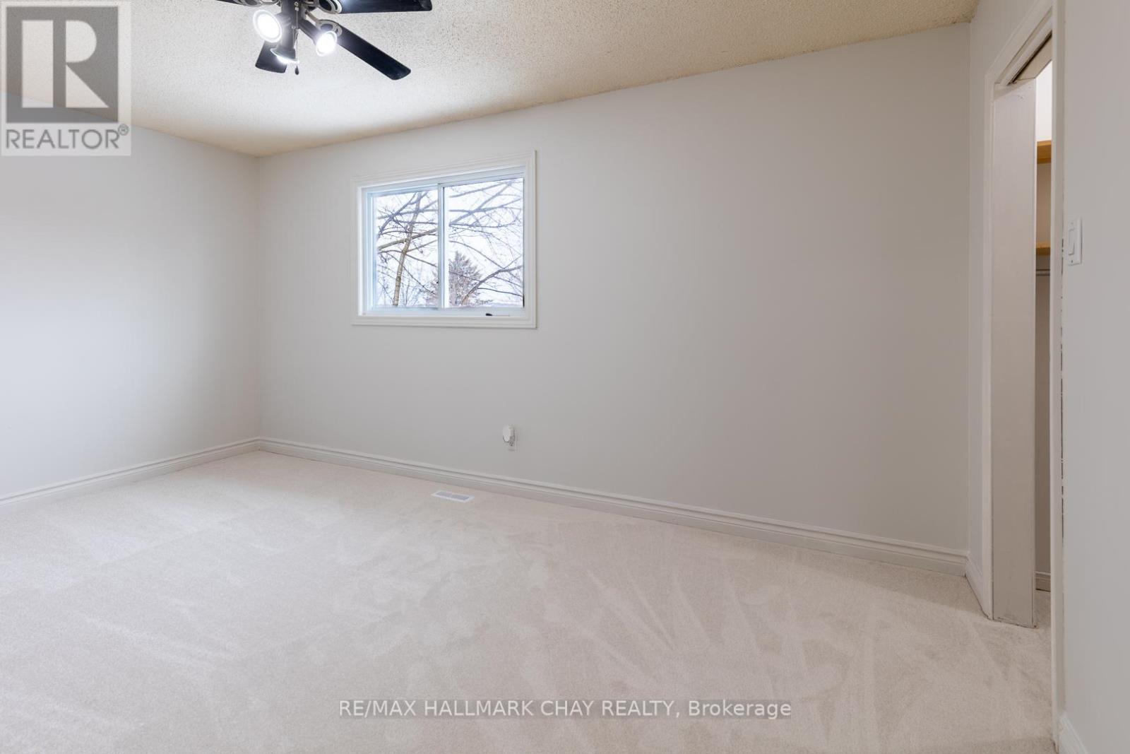 59 Garden Drive, Barrie (Allandale Heights), Ontario  L4N 5T8 - Photo 10 - S12606632