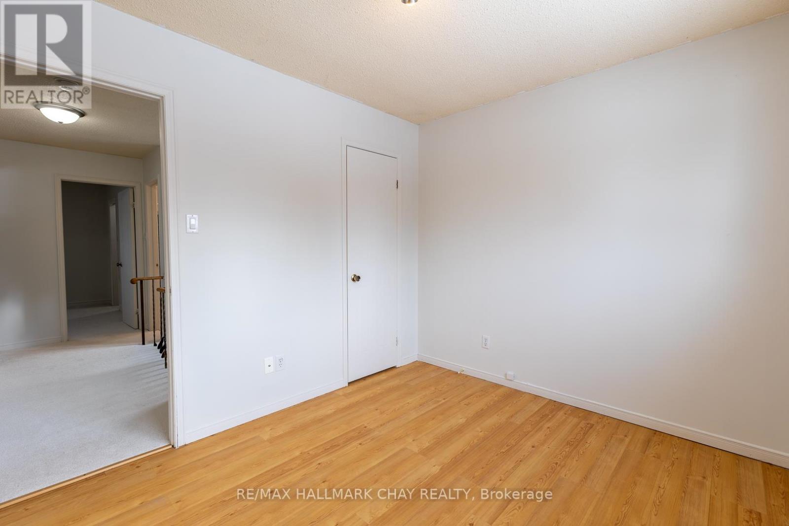 59 Garden Drive, Barrie (Allandale Heights), Ontario  L4N 5T8 - Photo 14 - S12606632