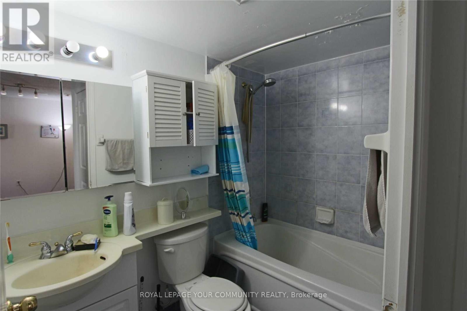 816 - 17 Michael Power Place, Toronto, Ontario  M9A 5G5 - Photo 12 - W12606642