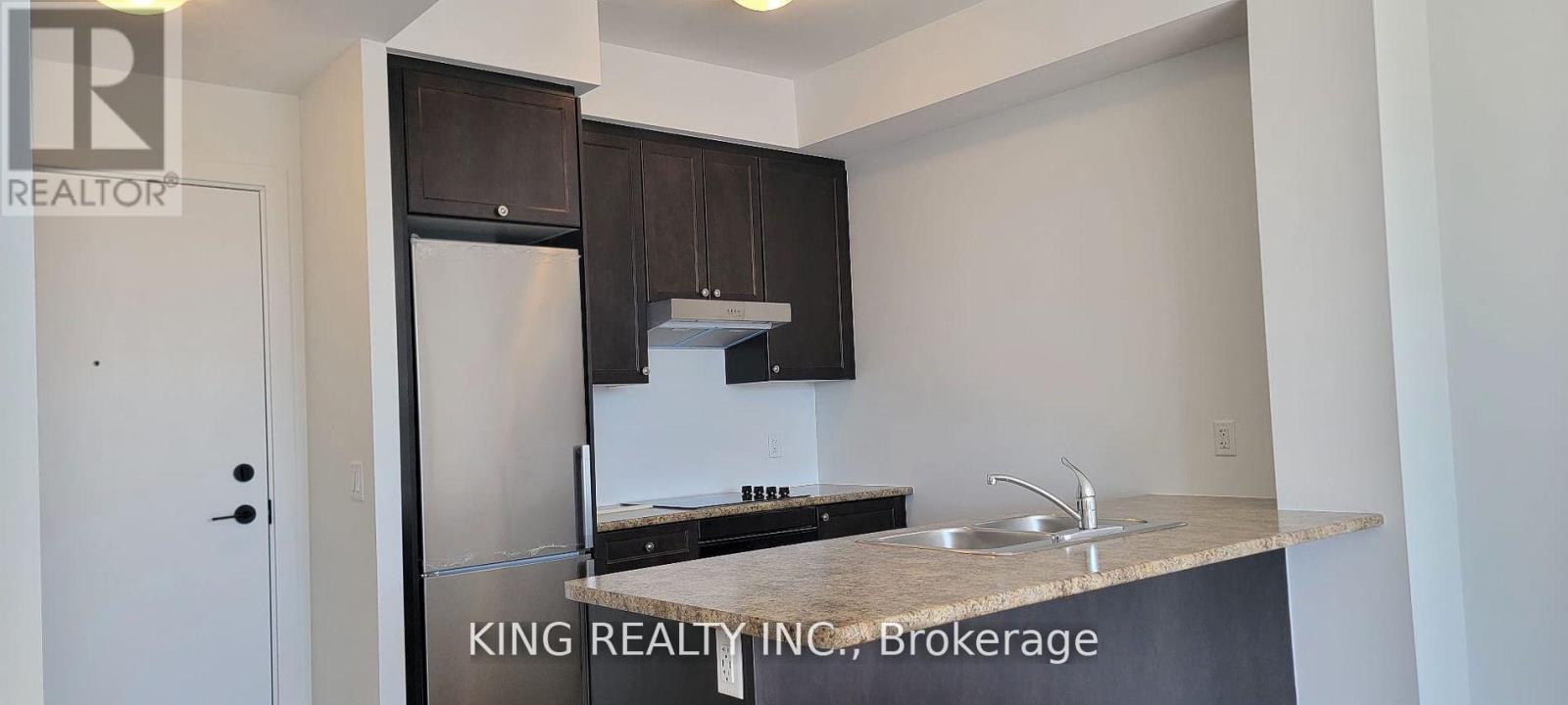 306 - 600 North Service Road, Hamilton, Ontario  L8E 0L2 - Photo 12 - X12606504