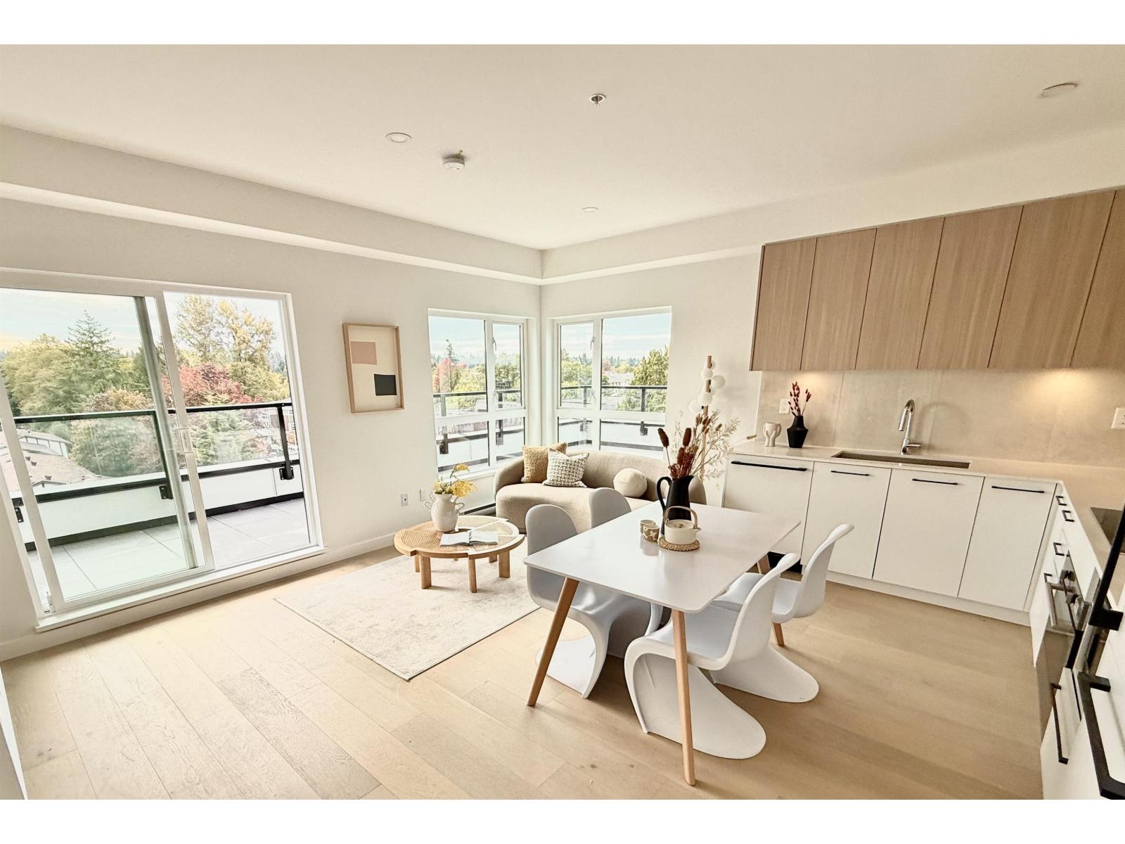 501 5398 207 STREET, Langley, British Columbia