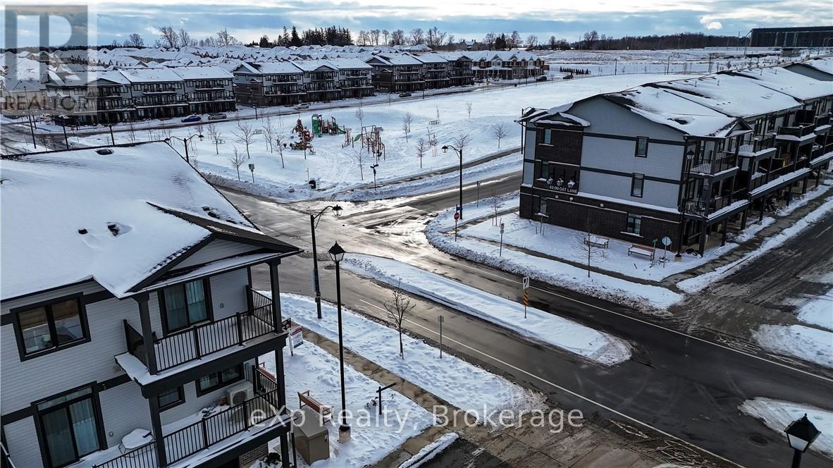 96 Oat Lane, Kitchener, Ontario  N2R 0S8 - Photo 7 - X12606652