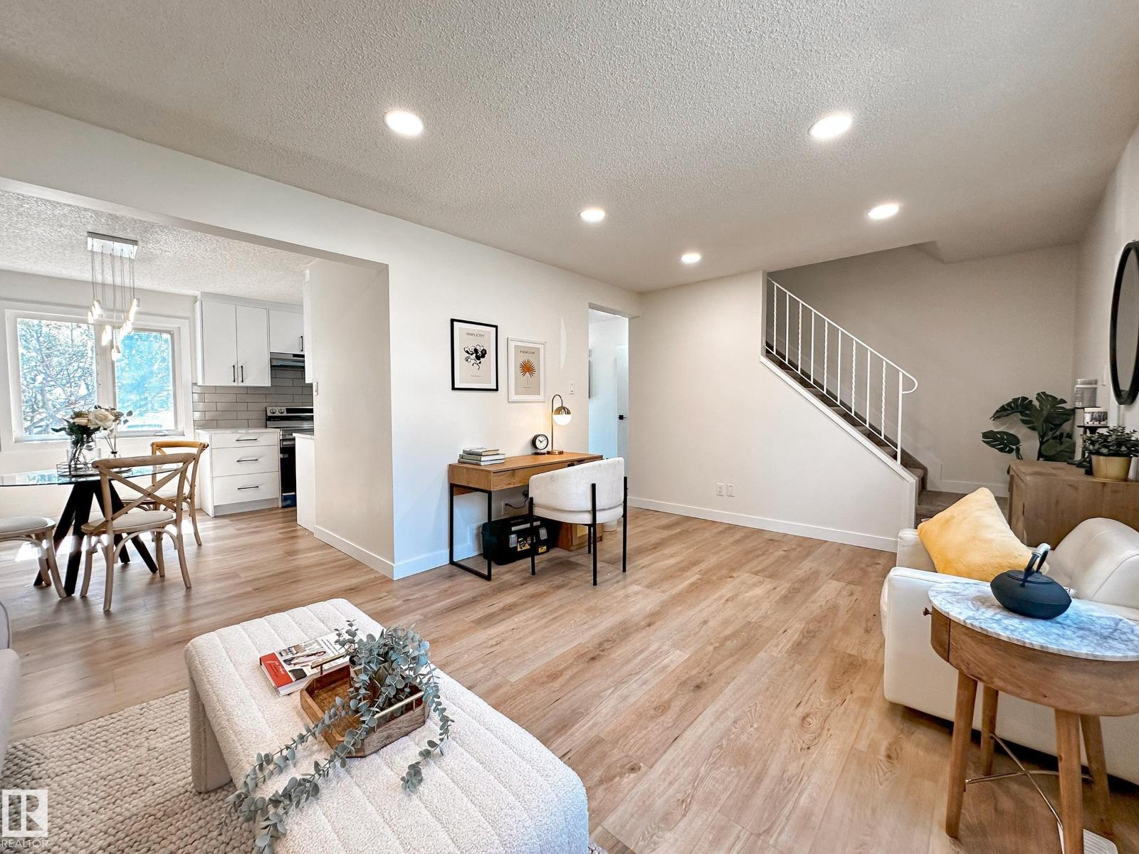 6j Callingwood Co Nw, Edmonton, Alberta  T5T 0H5 - Photo 13 - E4467579