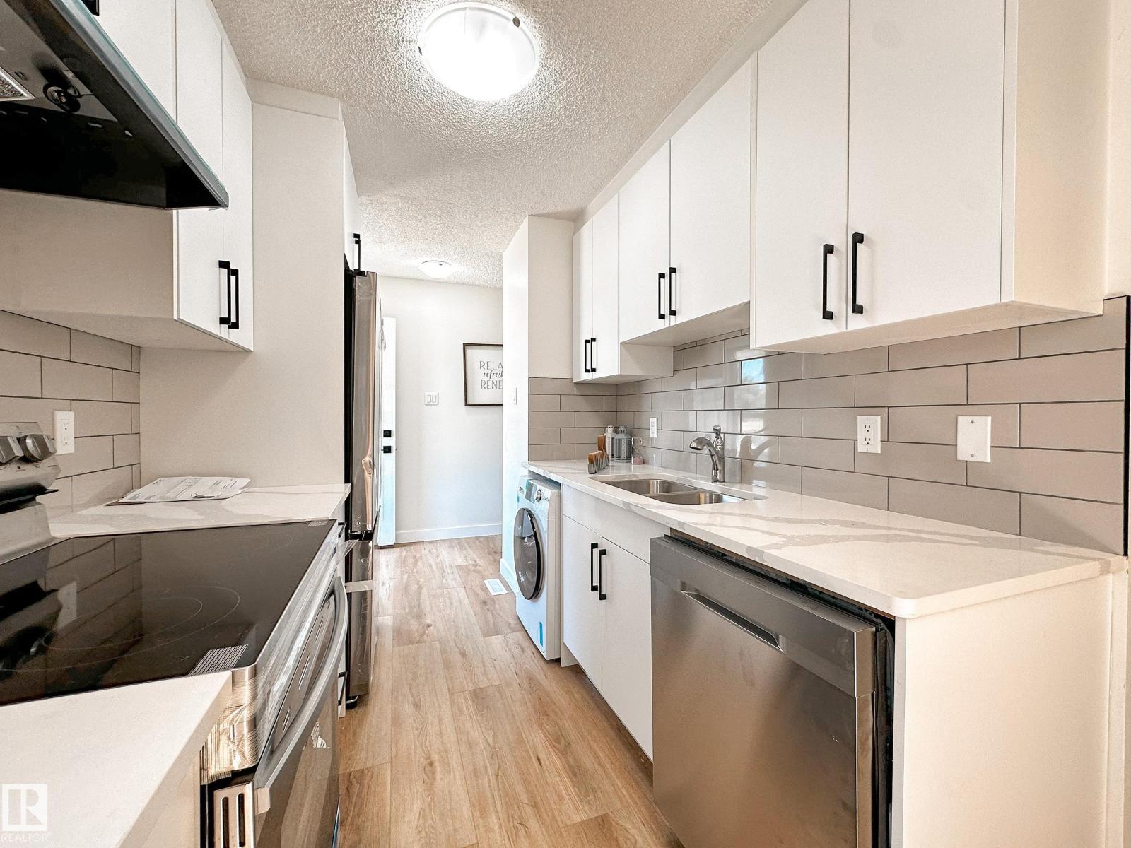 6j Callingwood Co Nw, Edmonton, Alberta  T5T 0H5 - Photo 5 - E4467579