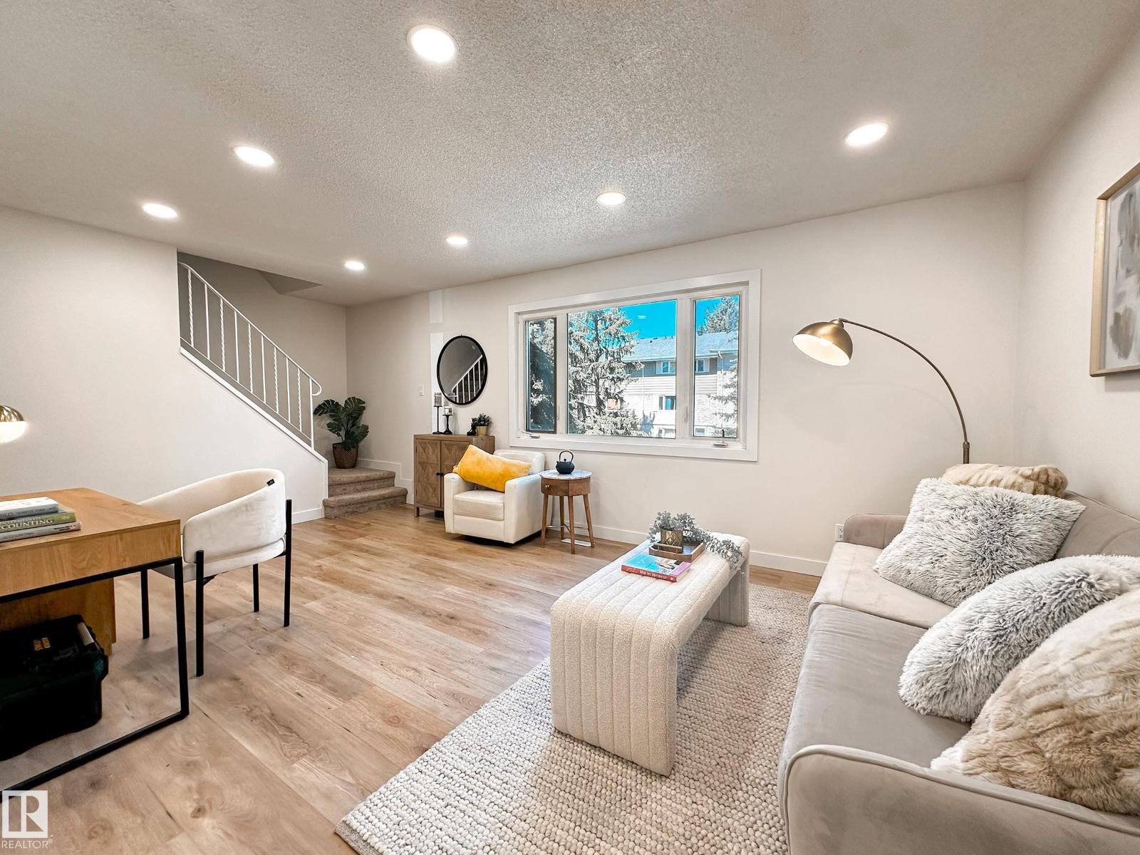 6j Callingwood Co Nw, Edmonton, Alberta  T5T 0H5 - Photo 9 - E4467579