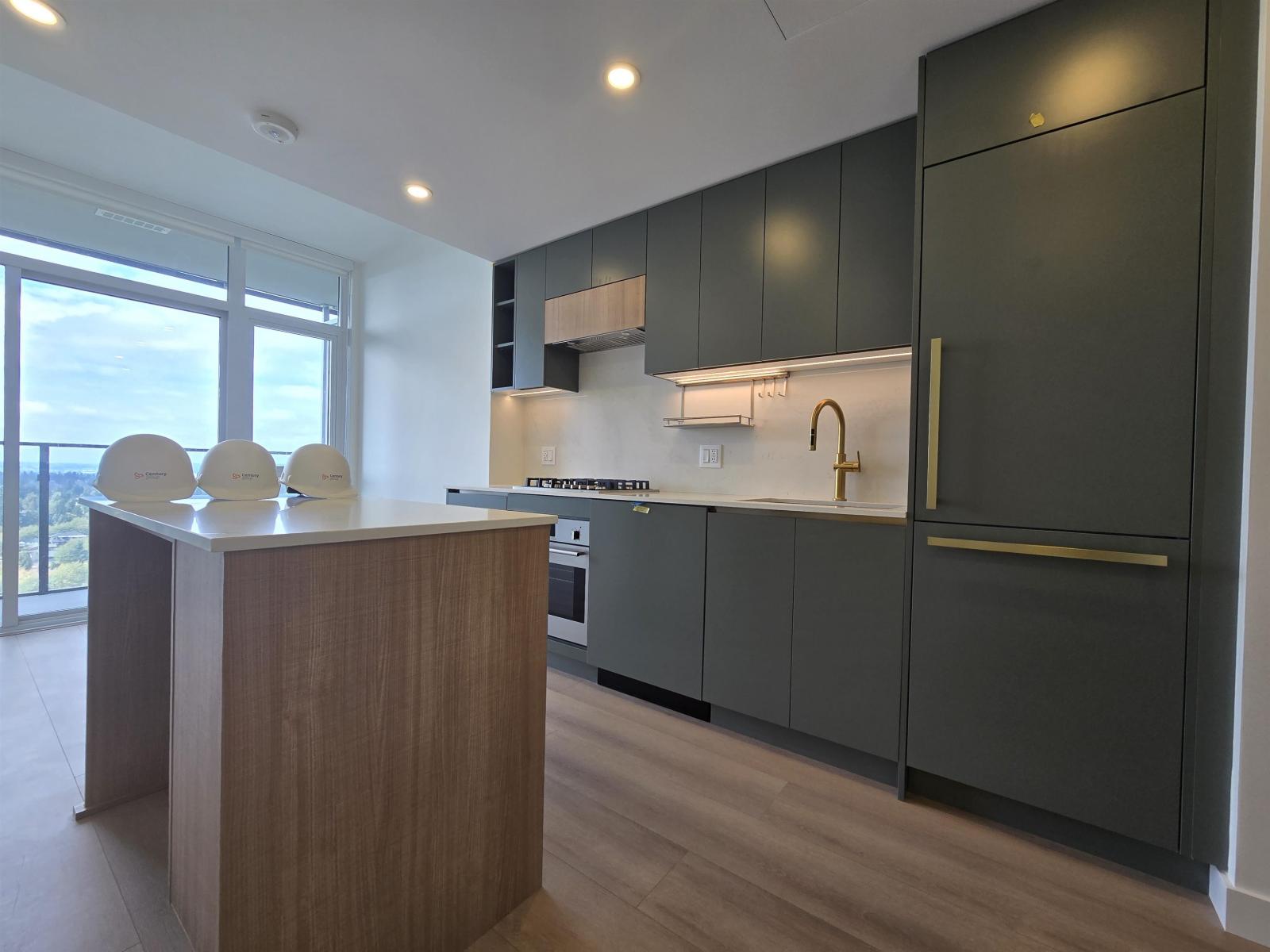 2307 13573 98 A Avenue, Surrey, British Columbia  V3T 0X1 - Photo 2 - R3072615