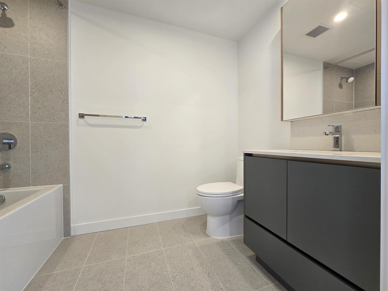 2307 13573 98 A Avenue, Surrey, British Columbia  V3T 0X1 - Photo 9 - R3072615