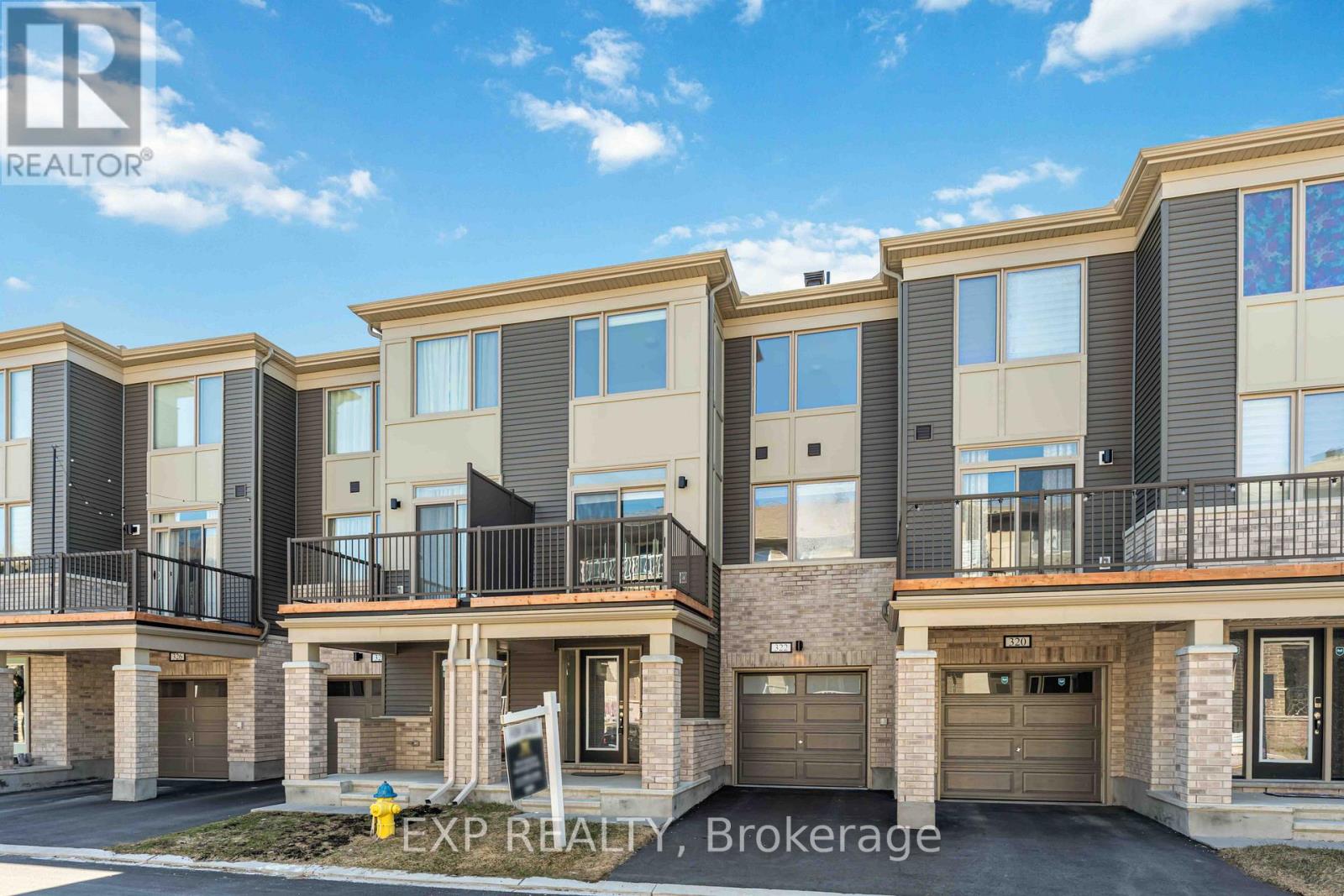 322 Olivenite Private, Ottawa, Ontario  K2J 7J4 - Photo 2 - X12606666