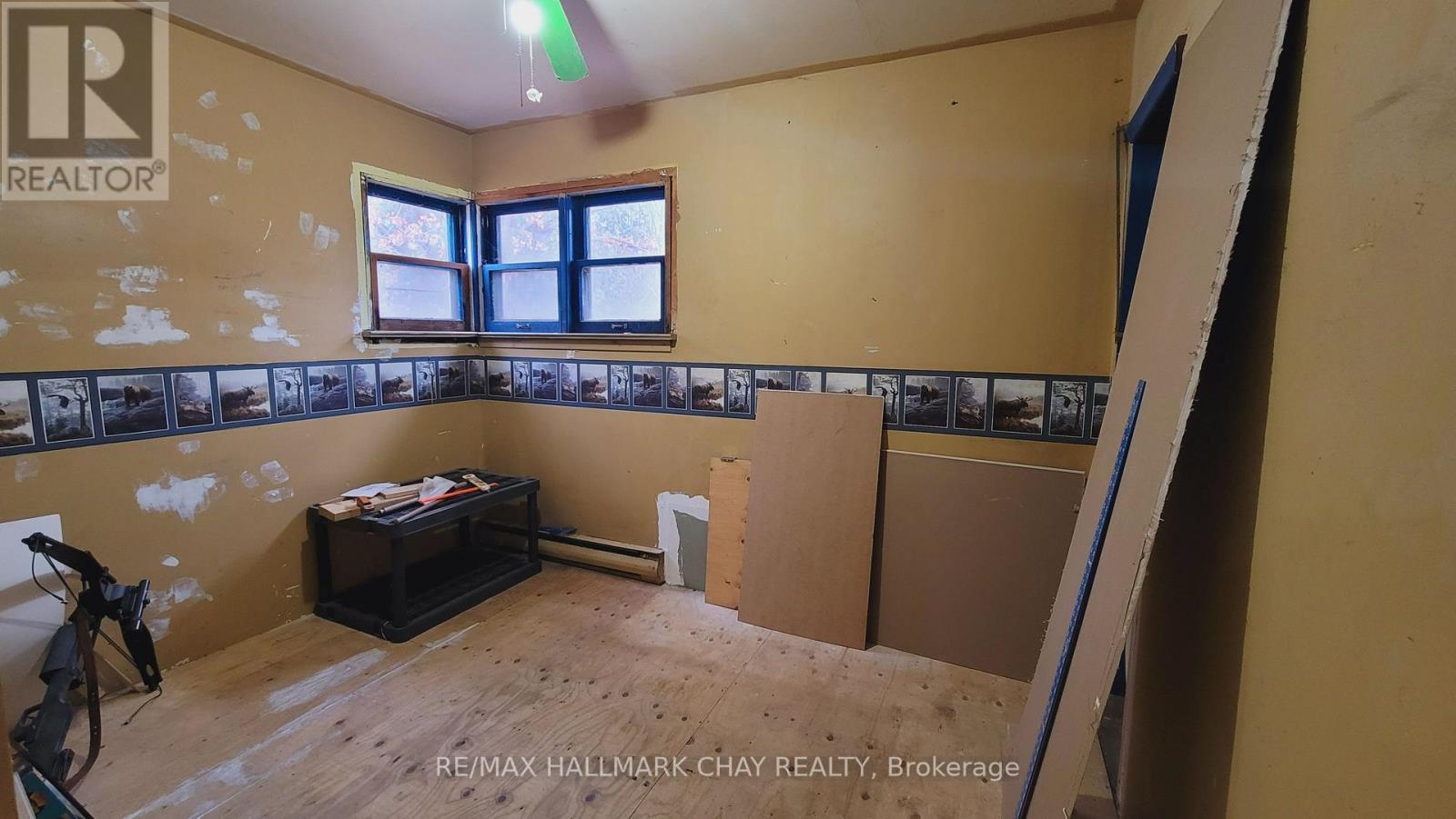 14189 12 Highway, Tay, Ontario  L0K 2C0 - Photo 12 - S12476953