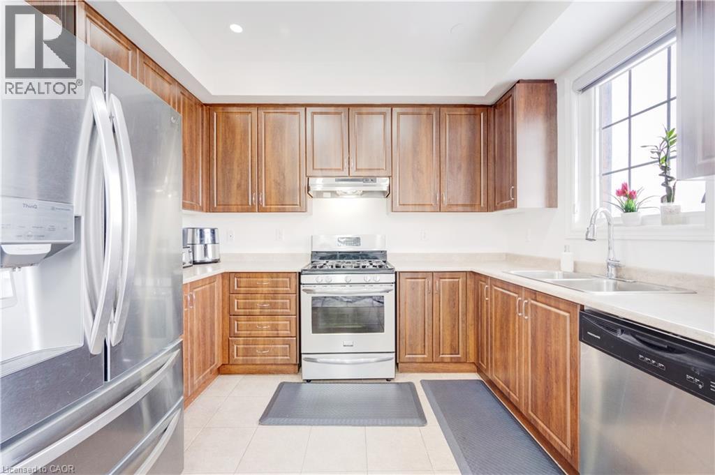 46 Sea Drifter Crescent, Brampton, Ontario  L6P 4B1 - Photo 13 - 40792697