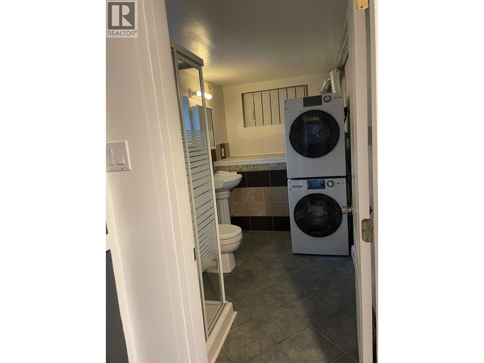 1479 Elinor Crescent, Port Coquitlam, British Columbia V3C 6M5 - Photo 26 - R3072353