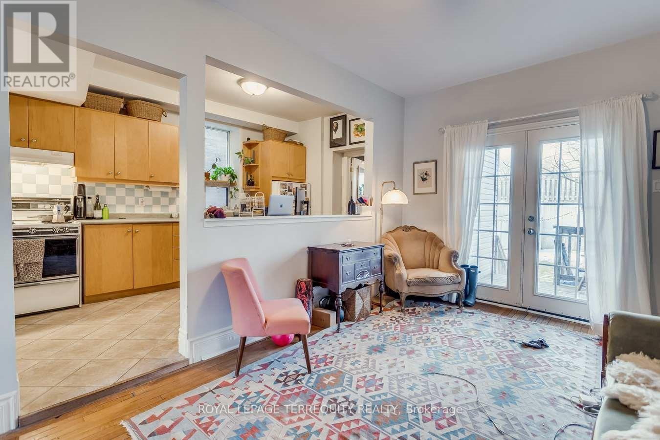 Main - 61 Rusholme Park Crescent W, Toronto, Ontario  M6J 2E1 - Photo 6 - C12606656