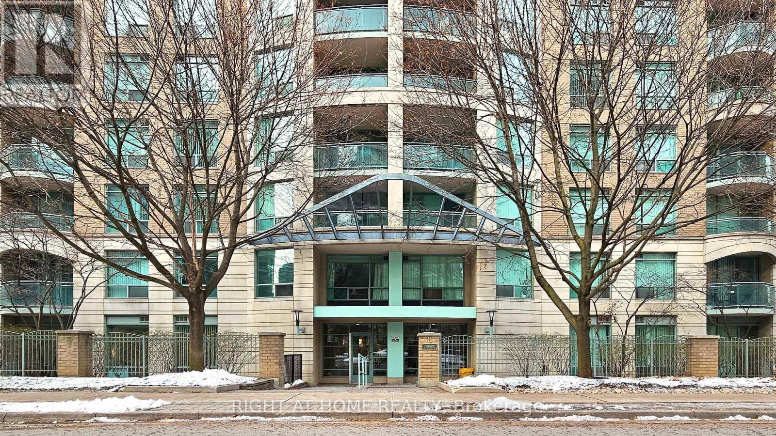 105 - 8 PEMBERTON AVENUE, Toronto, Ontario