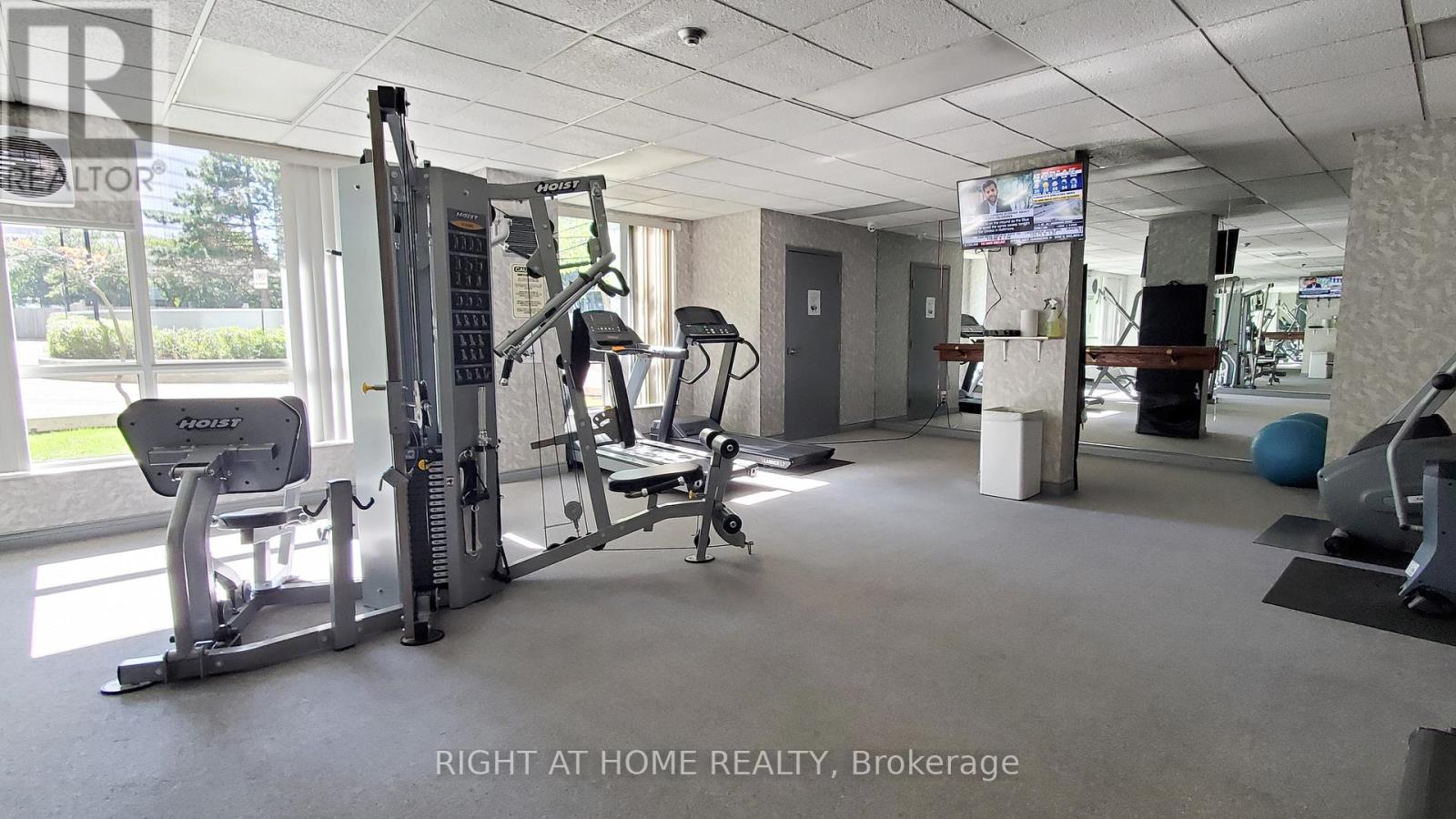 105 - 8 Pemberton Avenue, Toronto, Ontario  M2M 4K8 - Photo 17 - C12606658