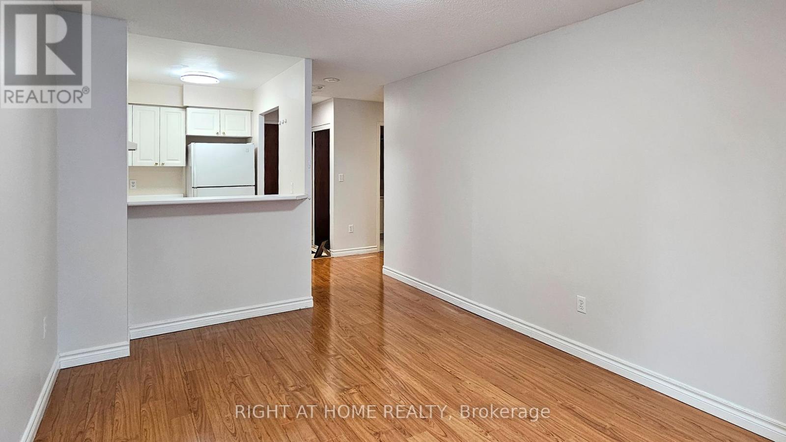 105 - 8 Pemberton Avenue, Toronto, Ontario  M2M 4K8 - Photo 5 - C12606658