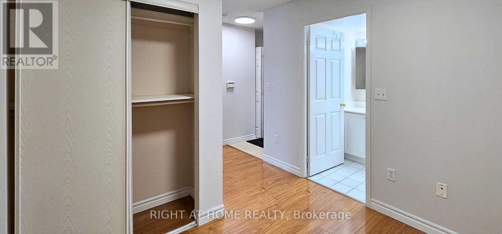 105 - 8 Pemberton Avenue, Toronto, Ontario  M2M 4K8 - Photo 9 - C12606658