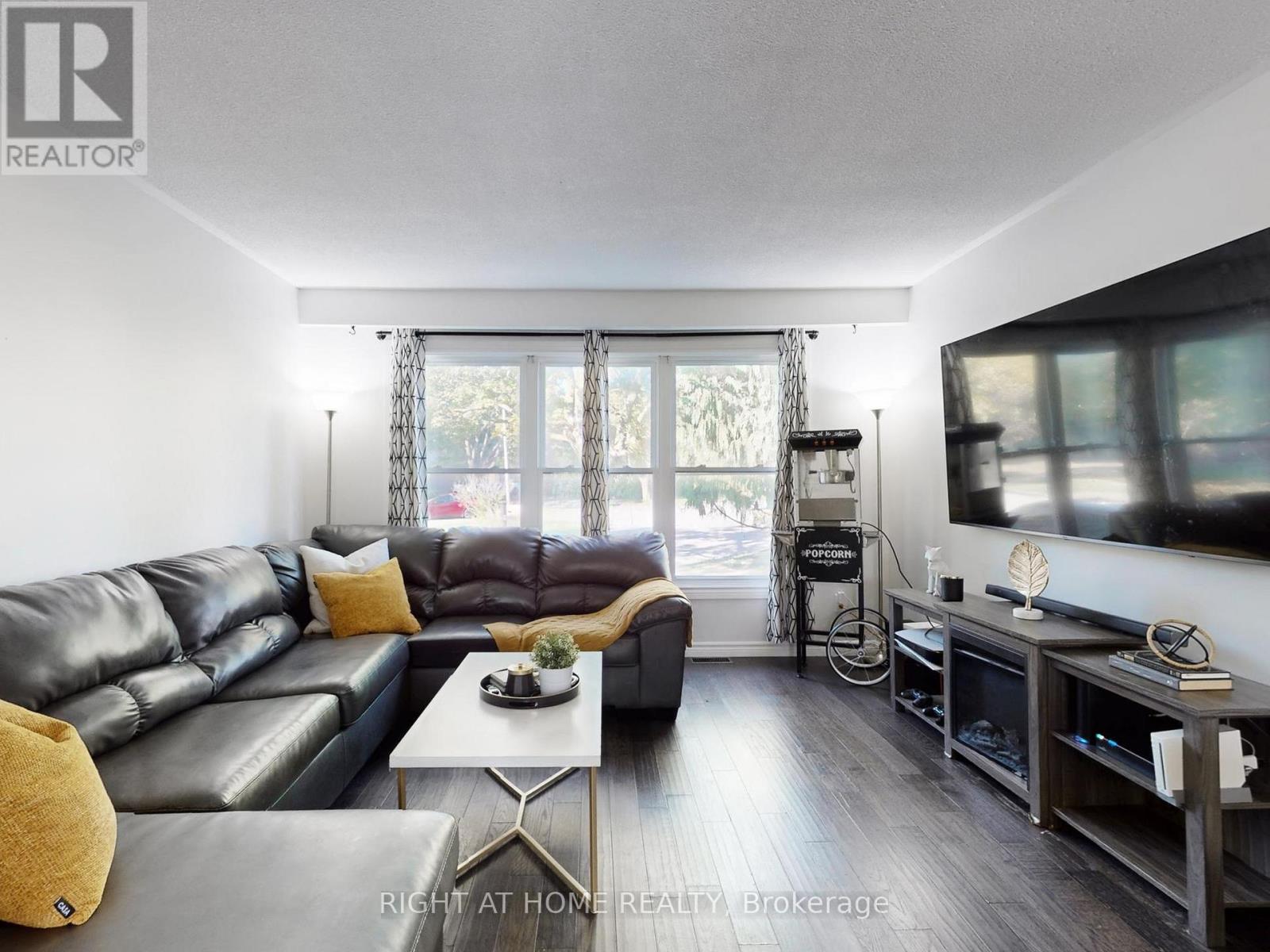 2 Hetherington Drive, Clarington, Ontario  L1C 3R1 - Photo 7 - E12606696