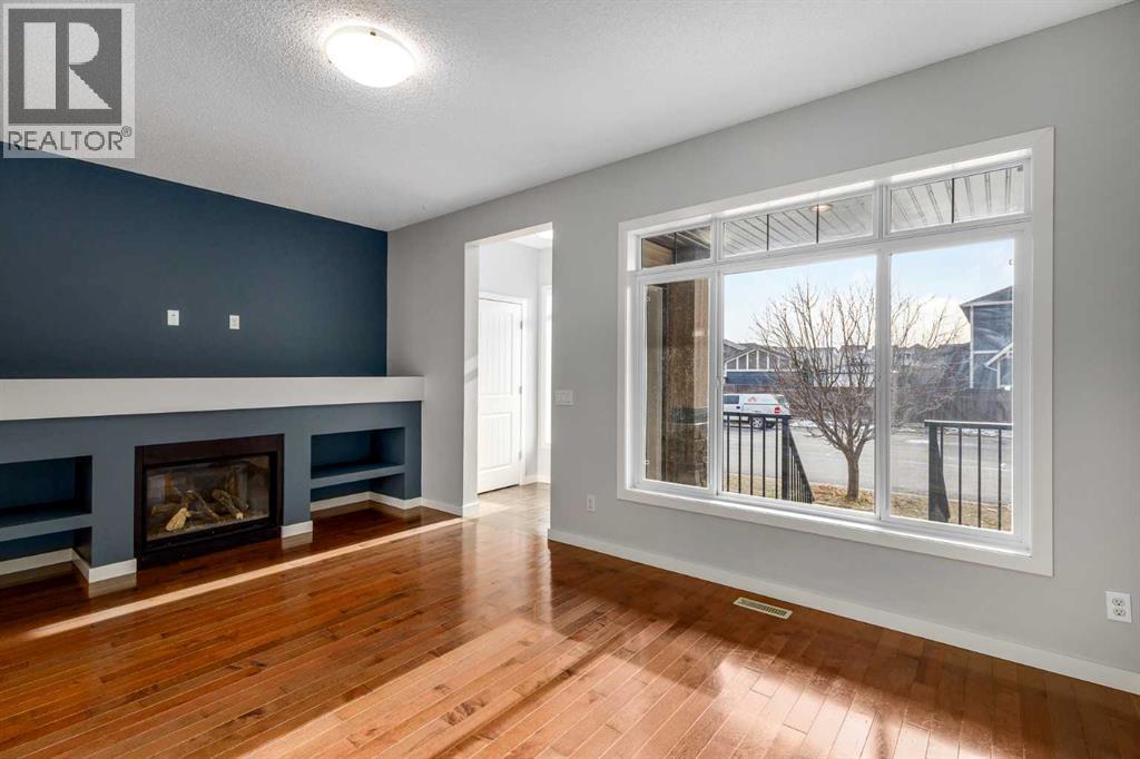 84 Fireside Way, Cochrane, Alberta  T4C 0R1 - Photo 5 - A2265406