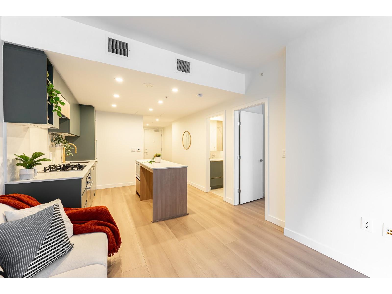 1110 13573 98a Avenue, Surrey, British Columbia  V3T 0X1 - Photo 7 - R3072601