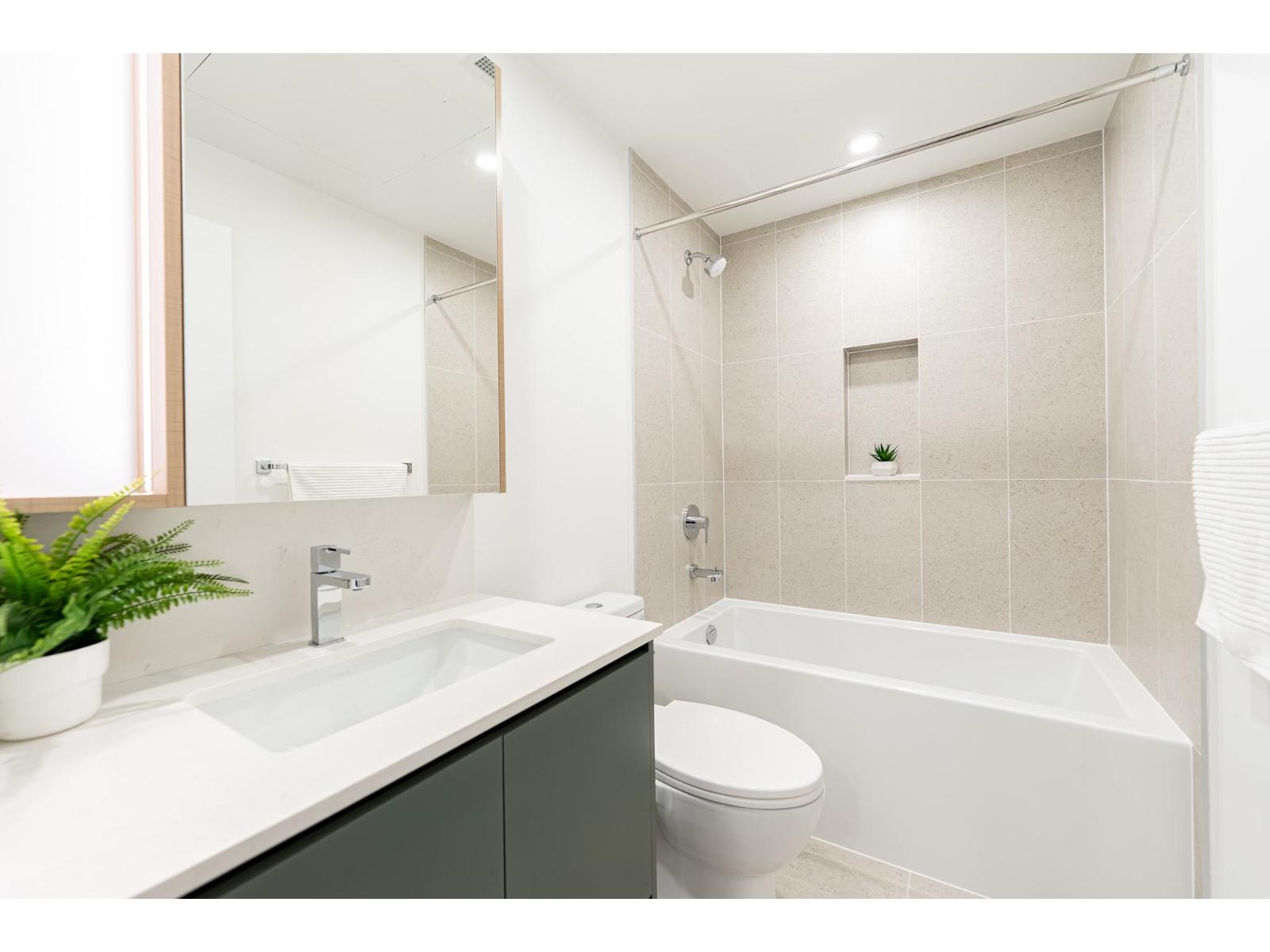 1110 13573 98a Avenue, Surrey, British Columbia  V3T 0X1 - Photo 11 - R3072601