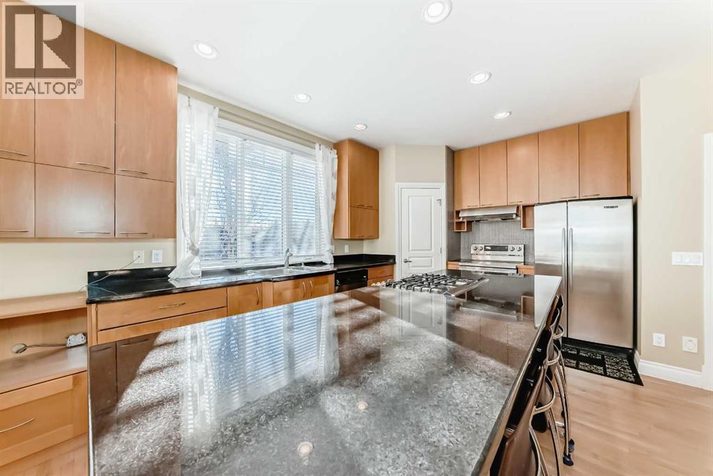 58 Majestic Point, Rural Rocky View County, Alberta  T3Z 3A1 - Photo 5 - A2271265