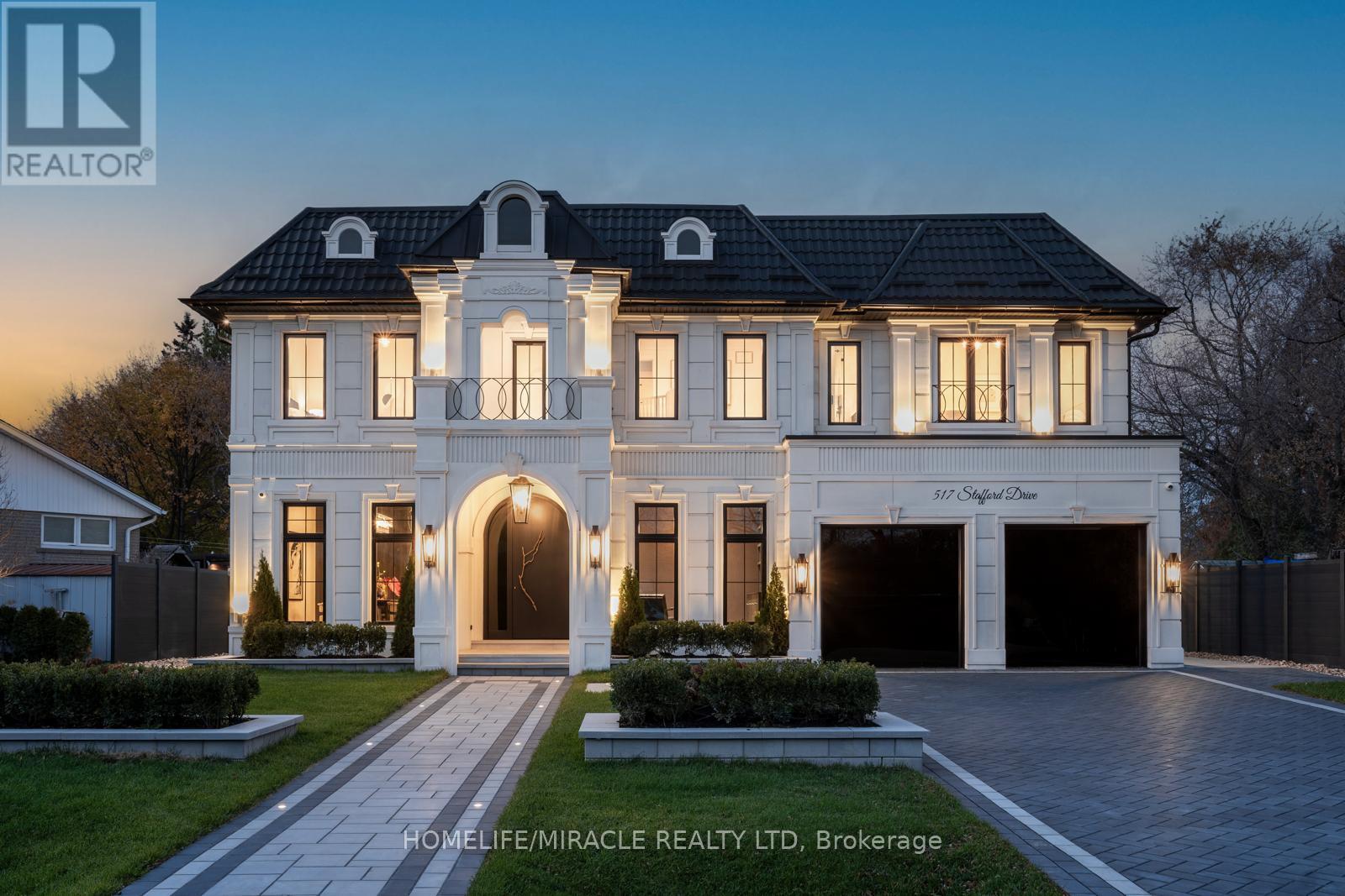 517 STAFFORD DRIVE, Oakville, Ontario